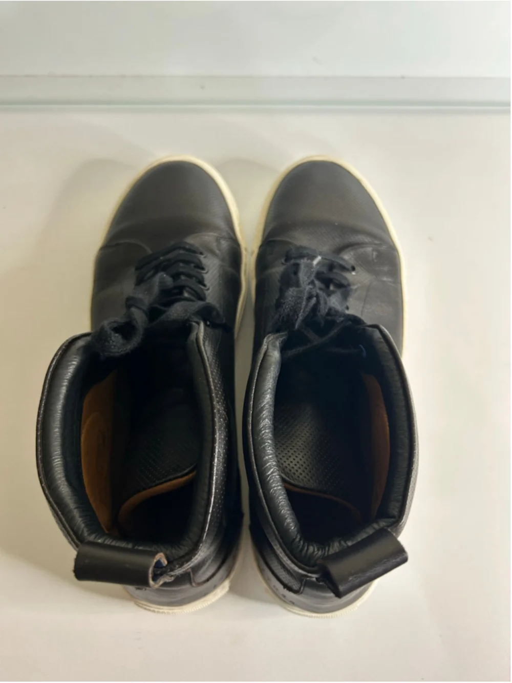 $325 Aether Dalton Sneakers in Onyx Black Men Size 10.5
